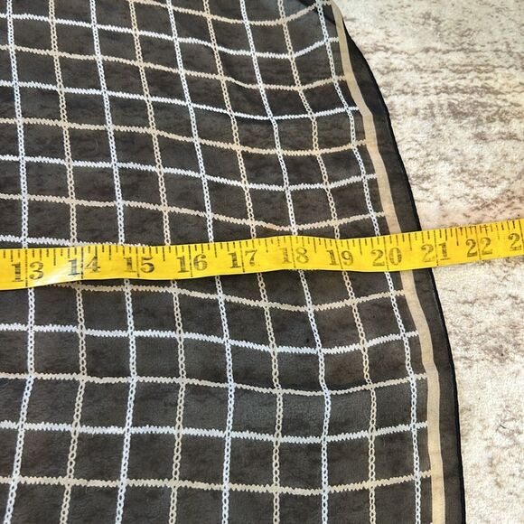 Three black and white silk or polyester square scarves - Picture 8 of 10